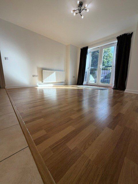 Flat Walton Road in Hertsmere
