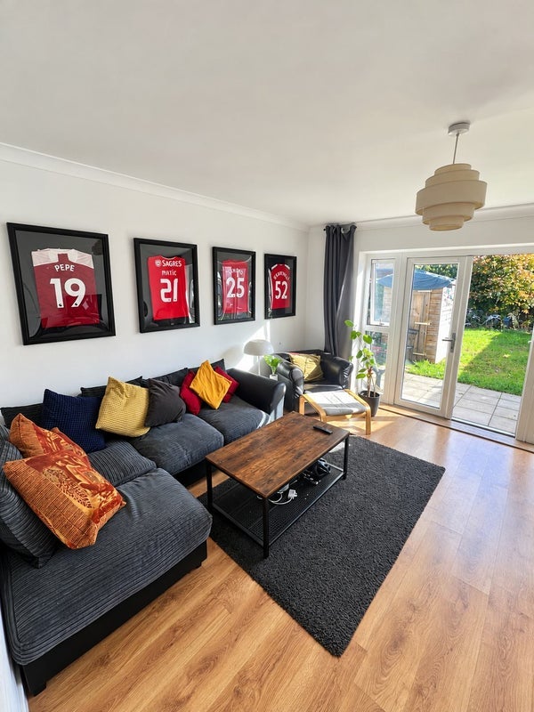 Room Claude Road in Greater London