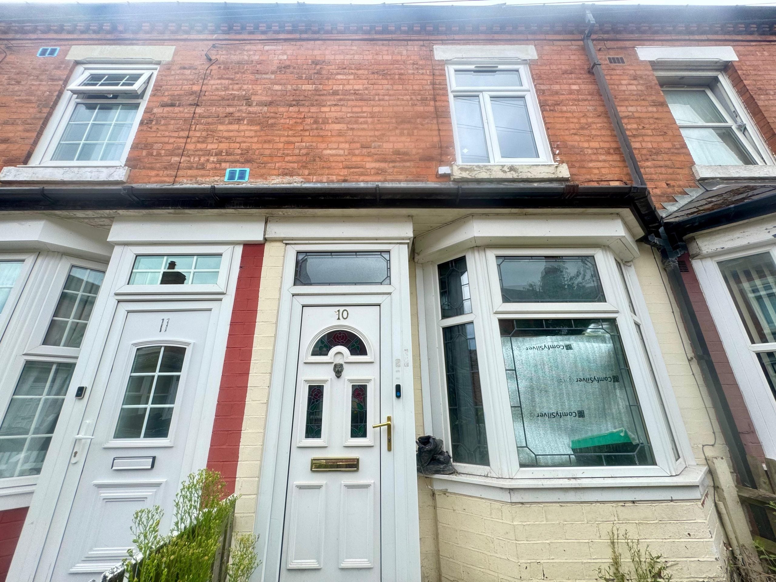 House Langley Grove in Birmingham