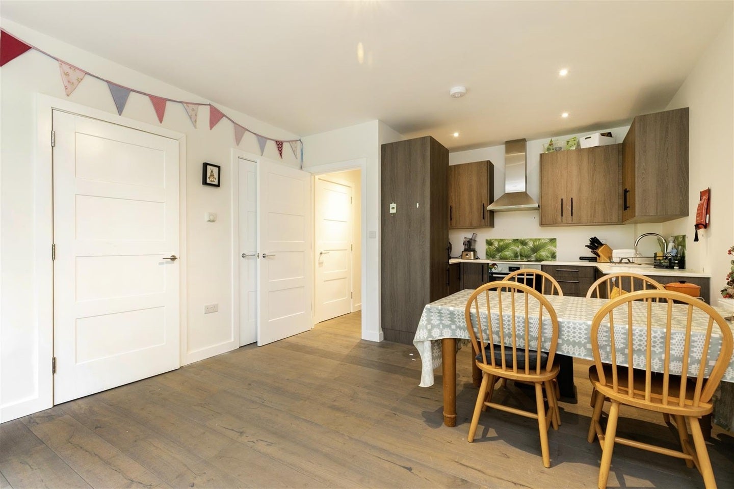 Flat Frobisher Road in Greater London