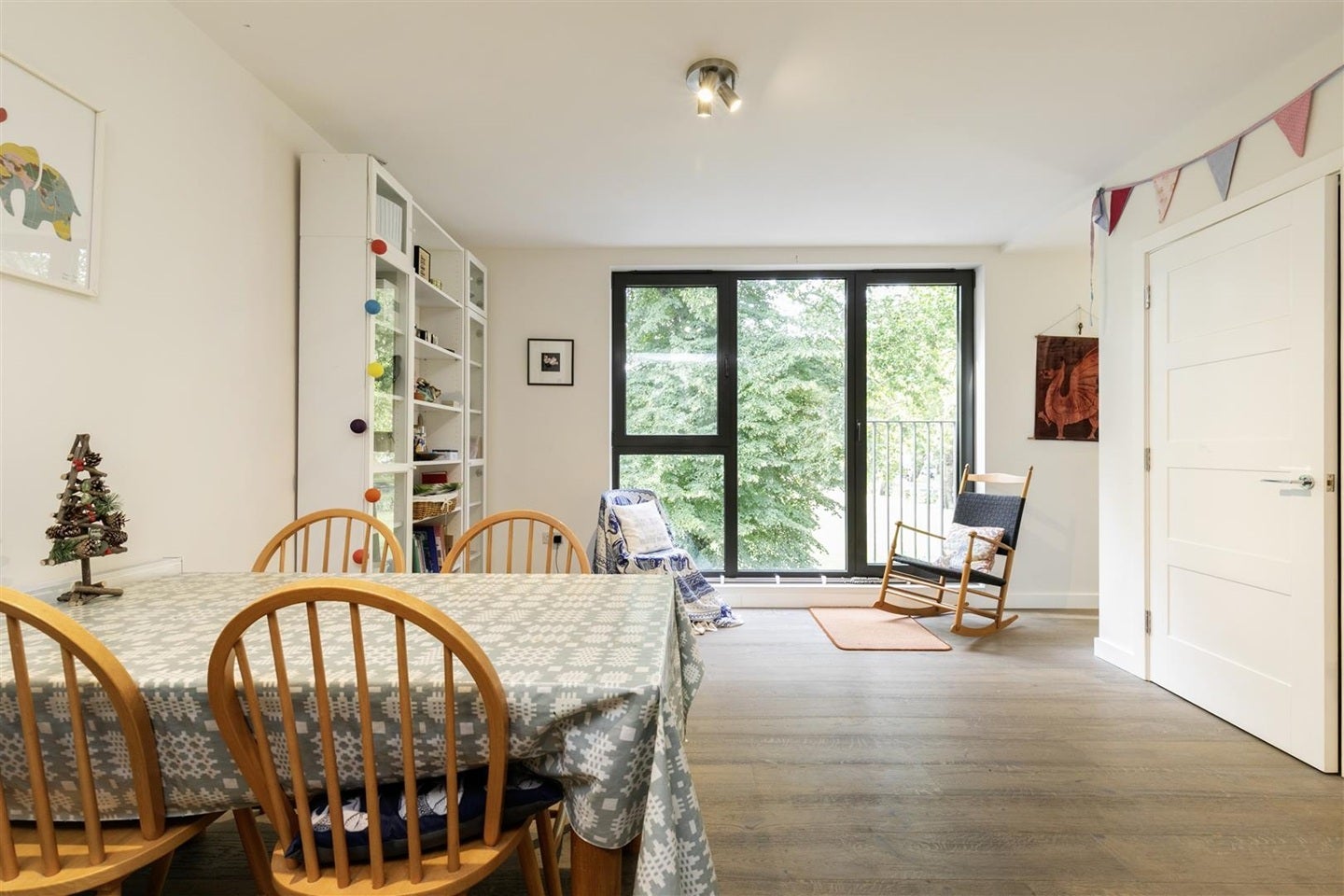 Flat Frobisher Road in Greater London