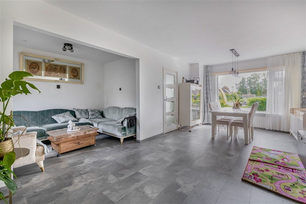 Tussenwoning te koop: Troelstrastraat 4, Veendam