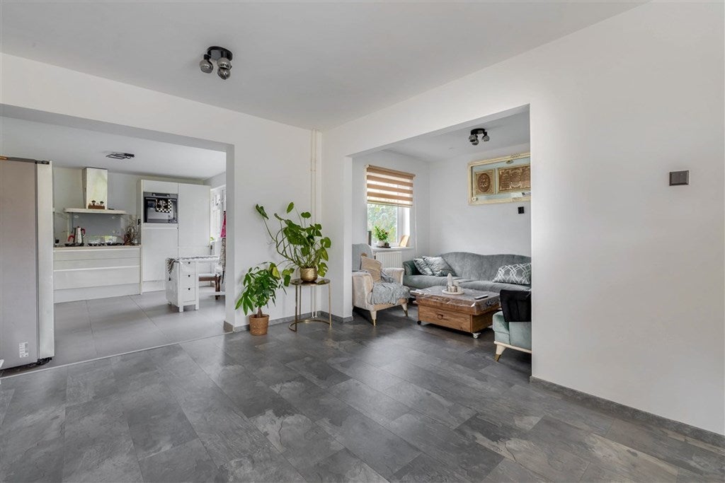 Tussenwoning te koop: Troelstrastraat 4, Veendam