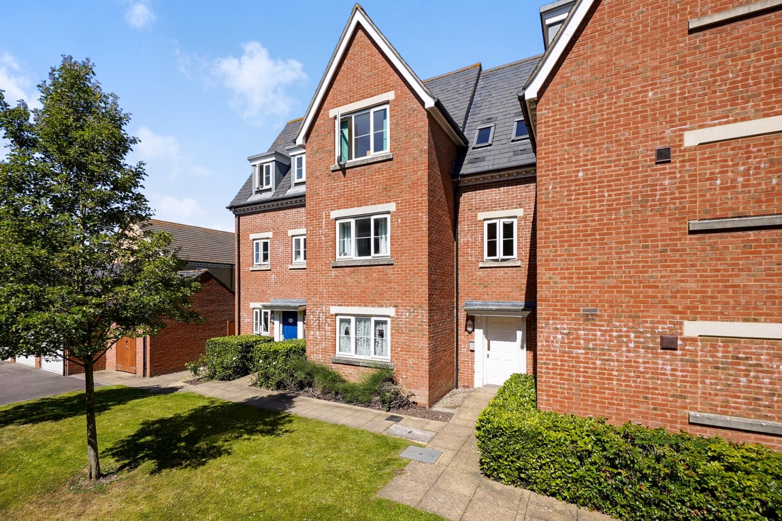 Flat Gilbert Way in Canterbury