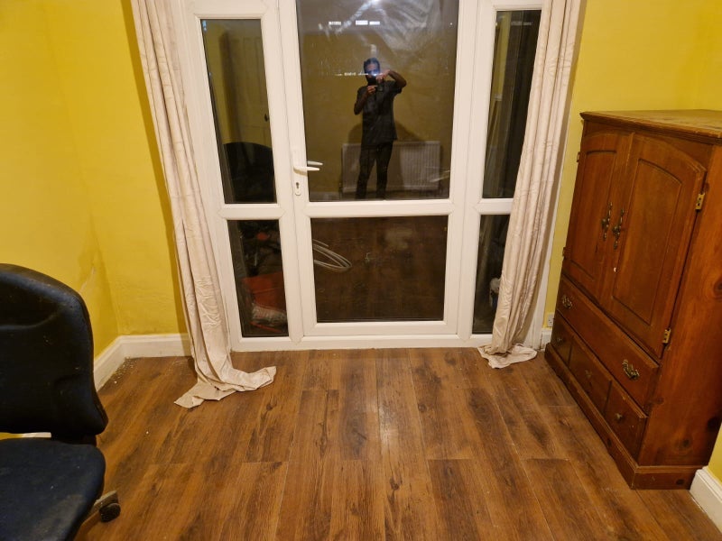 Room Blawith Road in Greater London