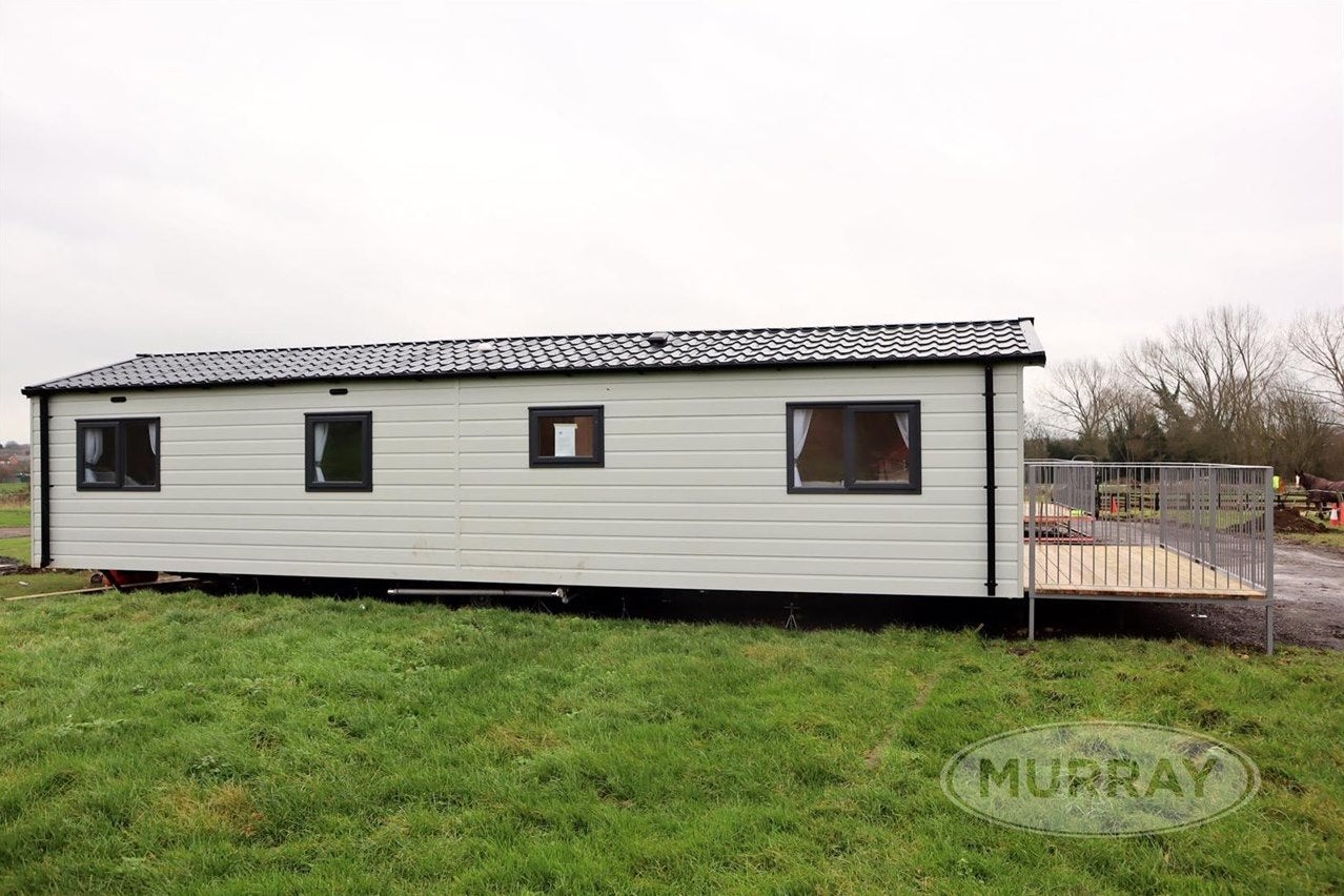 Flat Sysonby Grange Lane in Melton