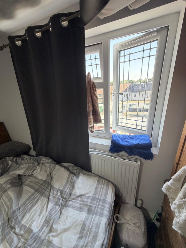 Room Eton Road in Greater London