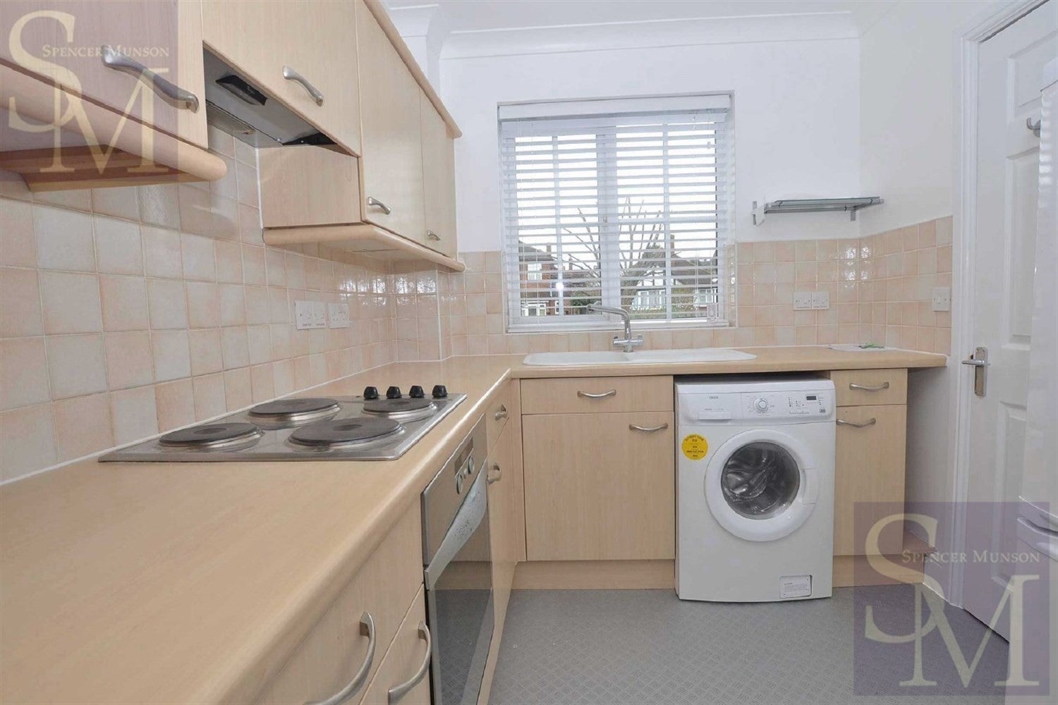 Flat Addison Court in Epping Forest