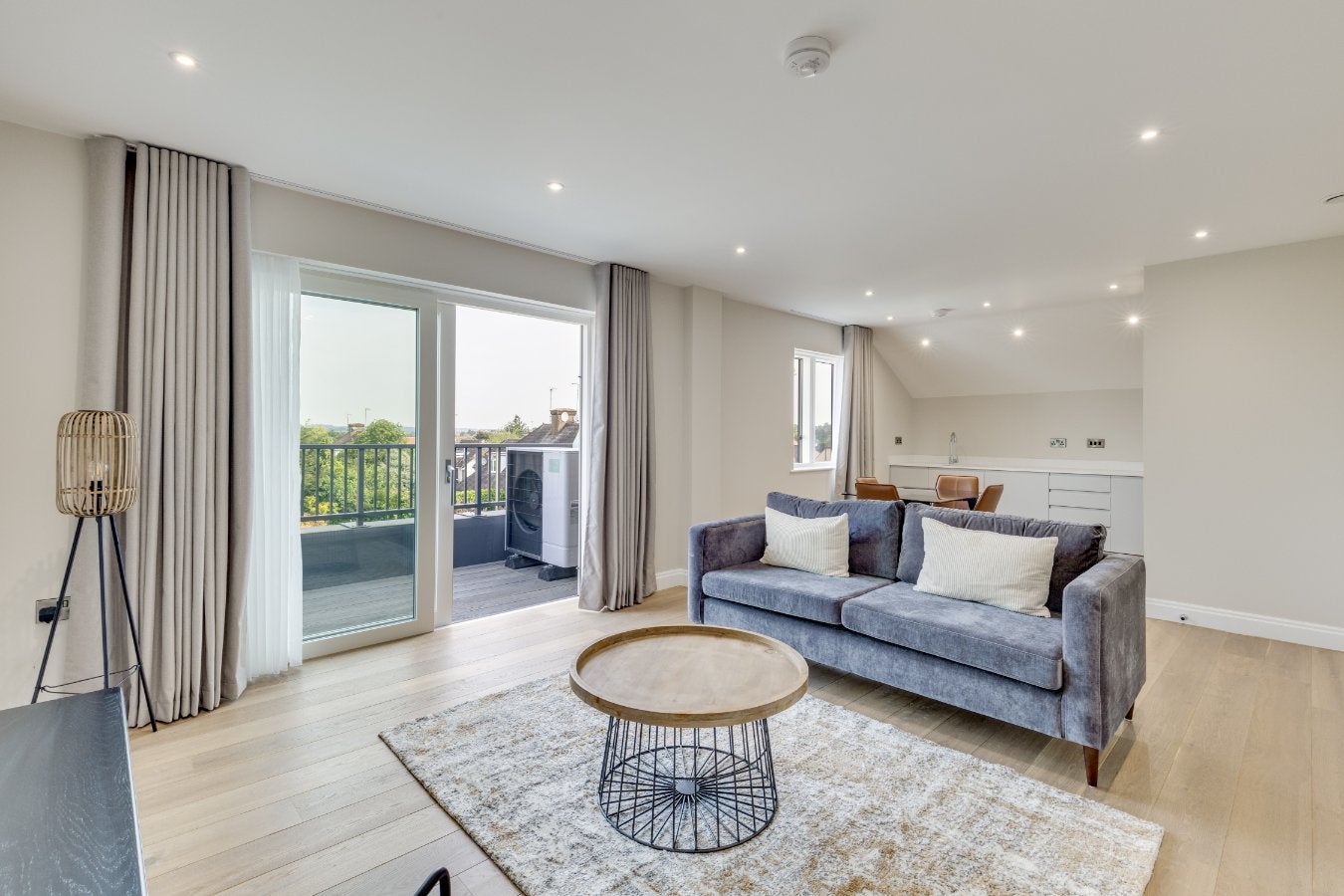 Flat Purley Avenue in Greater London