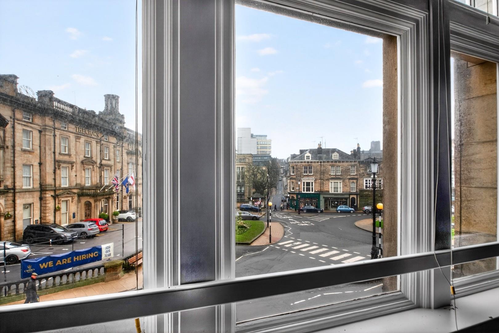 Flat Royal Parade in Harrogate