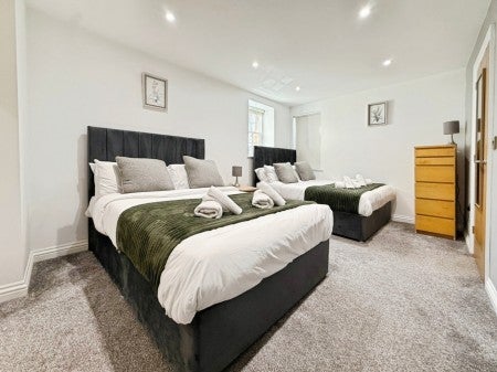 Flat Royal Parade in Harrogate
