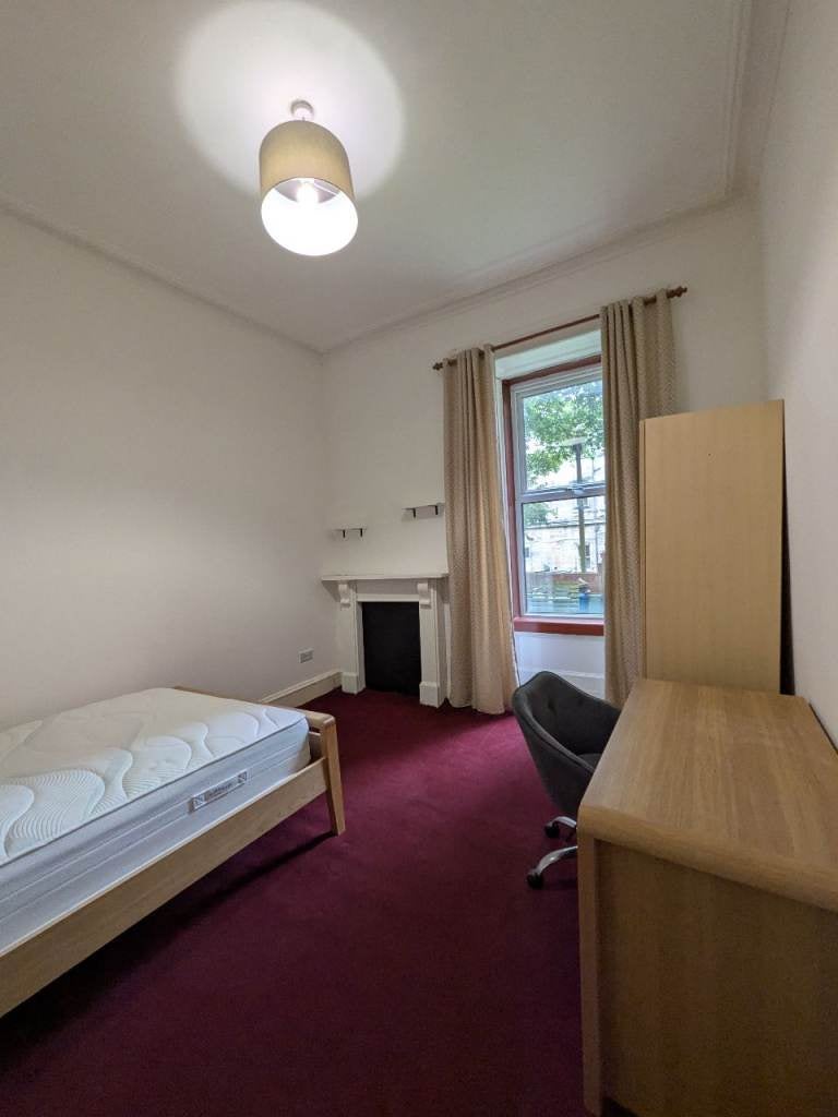 Flat Great George Street in Glasgow