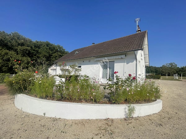 House Place Albert Boivin in Chabris