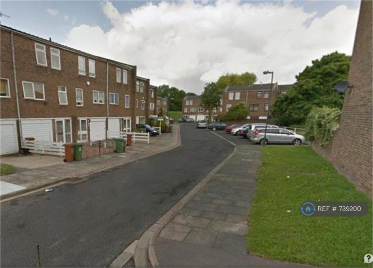House St Katherines Road in Greater London
