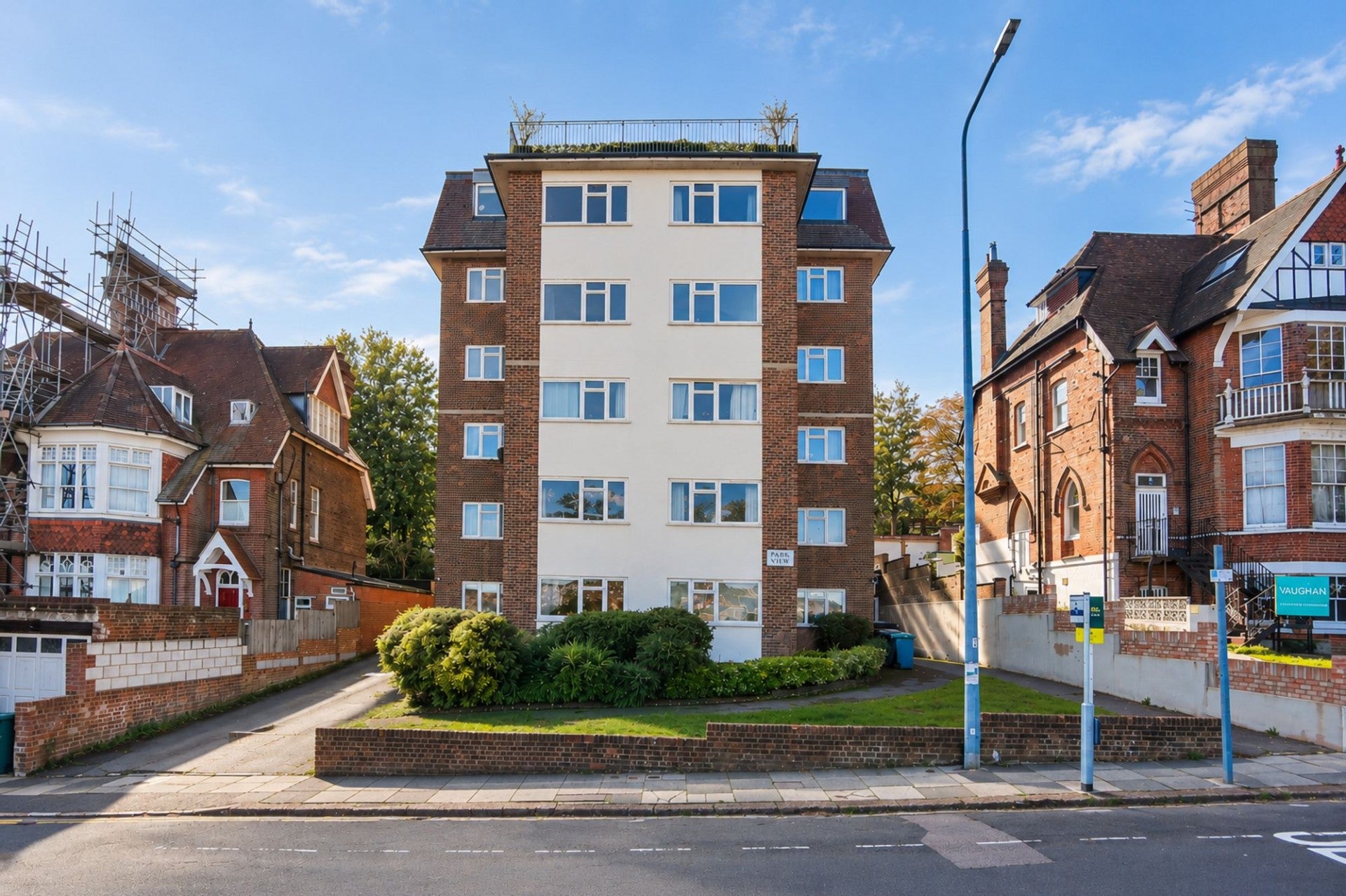 Flat Highcroft Villas in Brighton