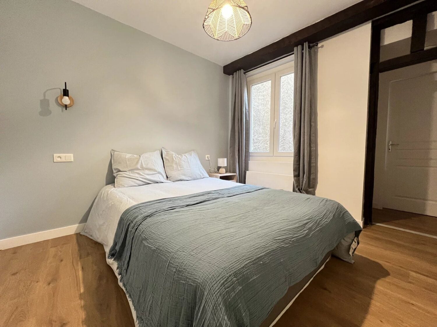 Room Rue Pasteur in Châlons-en-Champagne