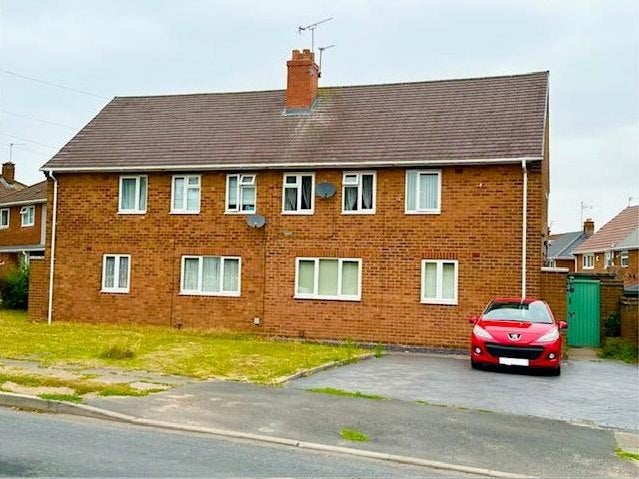 Room Highfield Avenue in Wolverhampton
