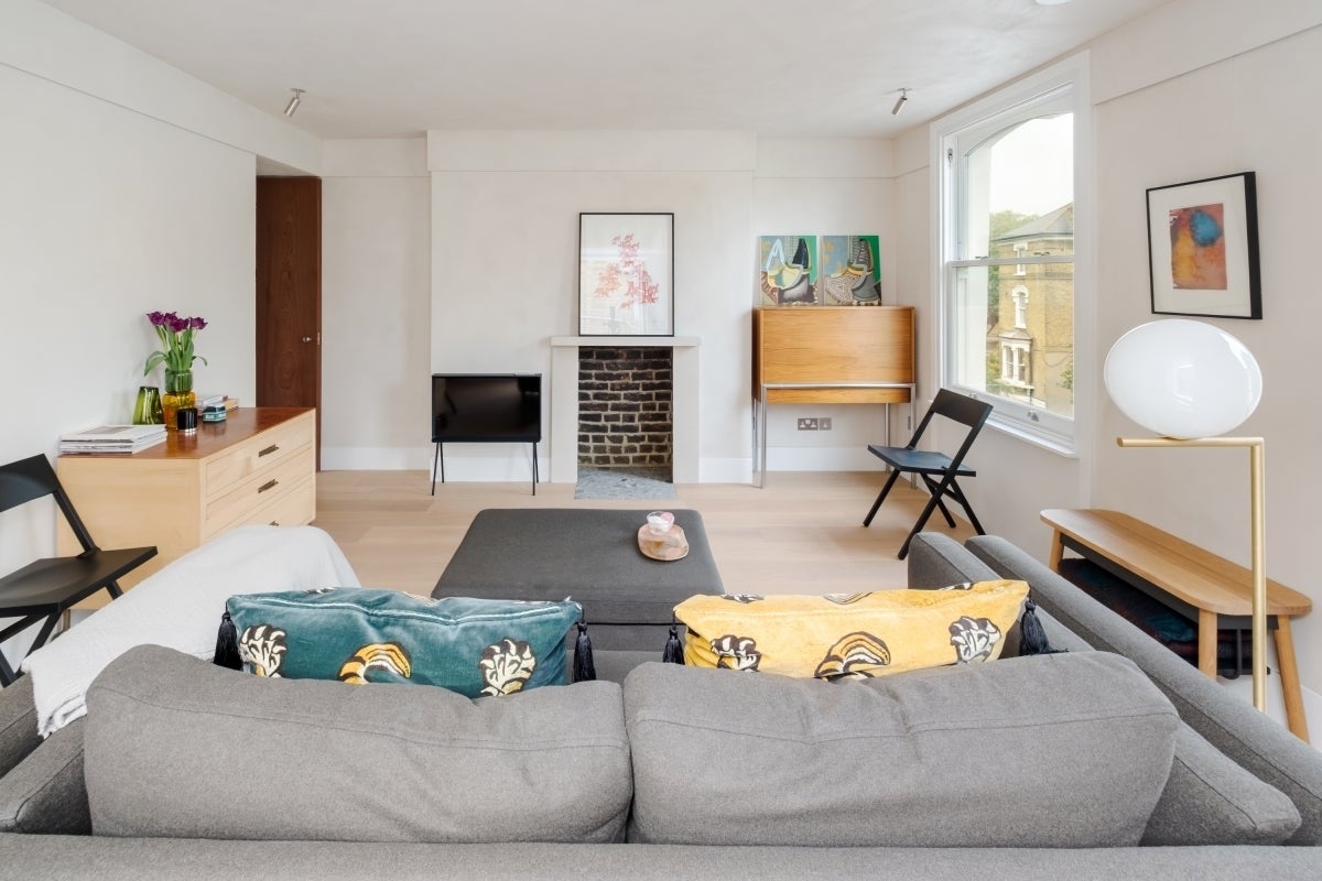 Flat Beresford Road in Greater London
