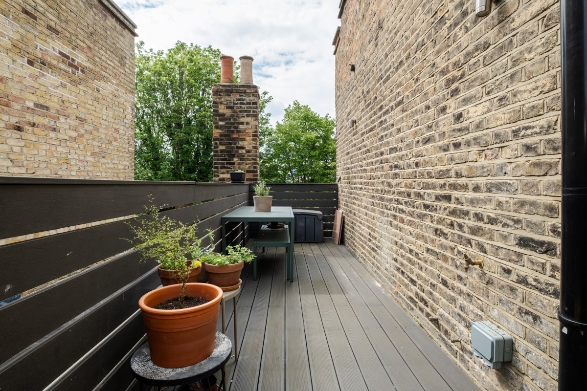 Flat Beresford Road in Greater London