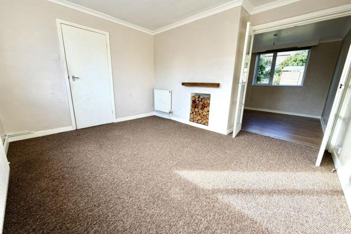 House Sandford Close in Shrewsbury