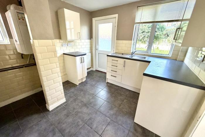 House Sandford Close in Shrewsbury