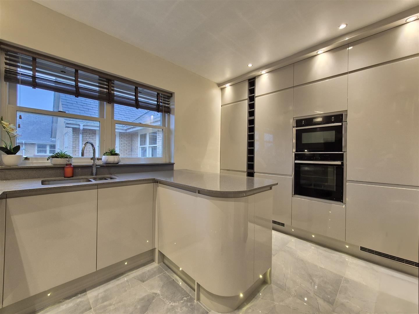 Flat Groby Road in Trafford