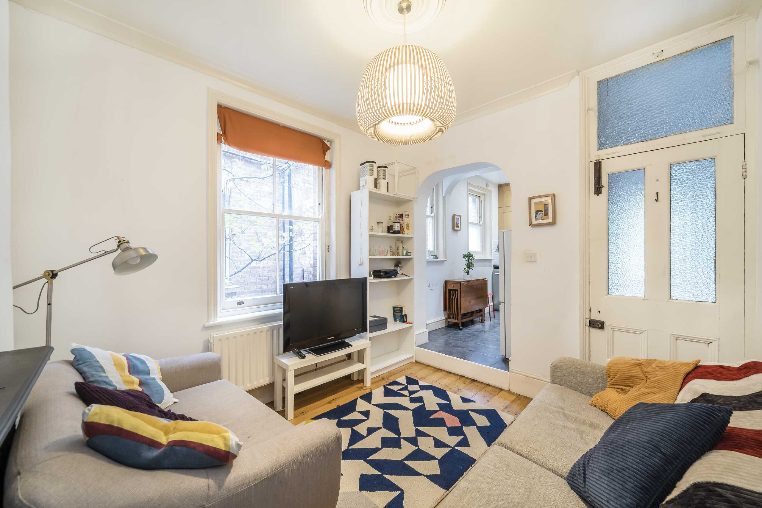 Flat Brixton Water Lane in Greater London
