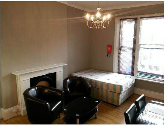 Flat Chantrey Road in Greater London
