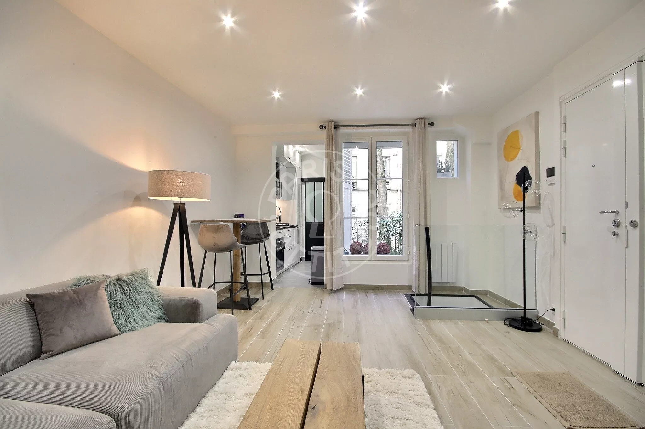 Flat Avenue Mozart in Paris