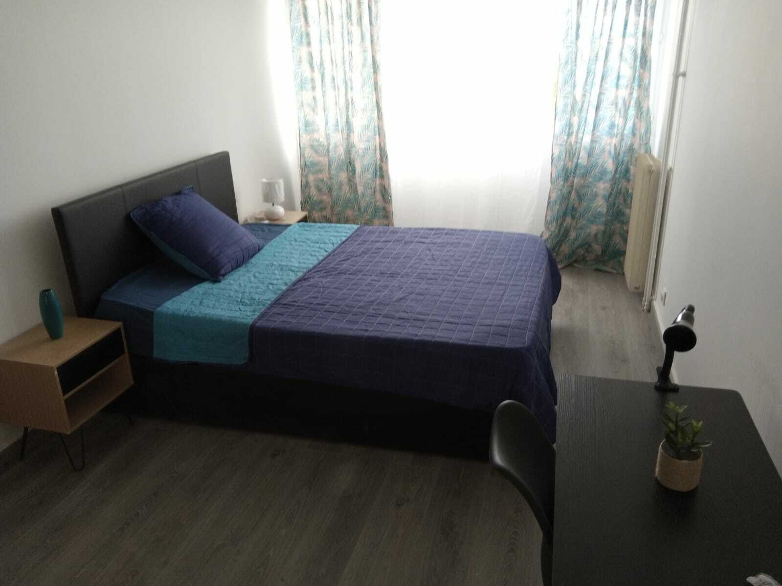 Room Boulevard de l'Almont in Melun