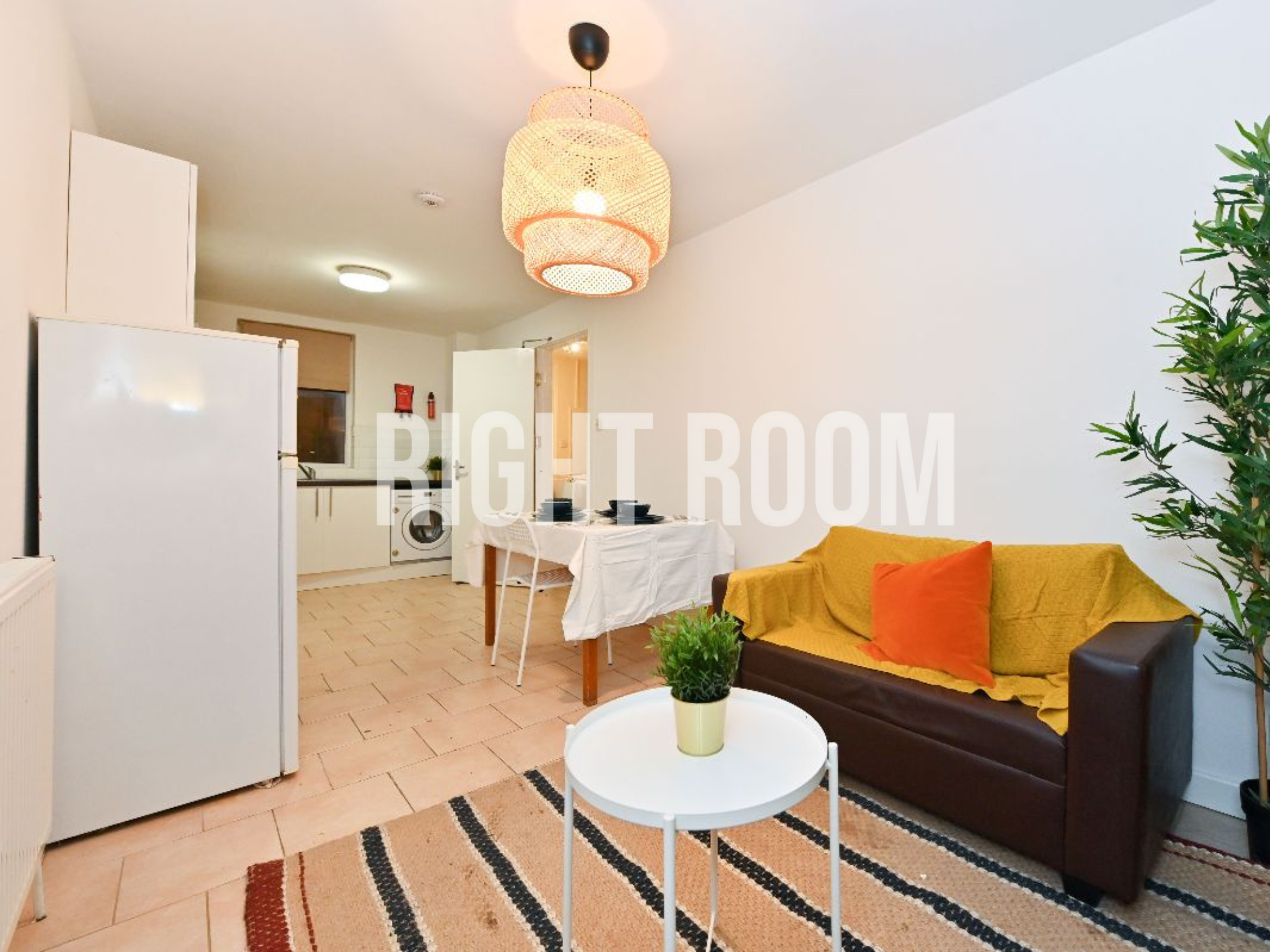 Room Trussell Close in Winchester
