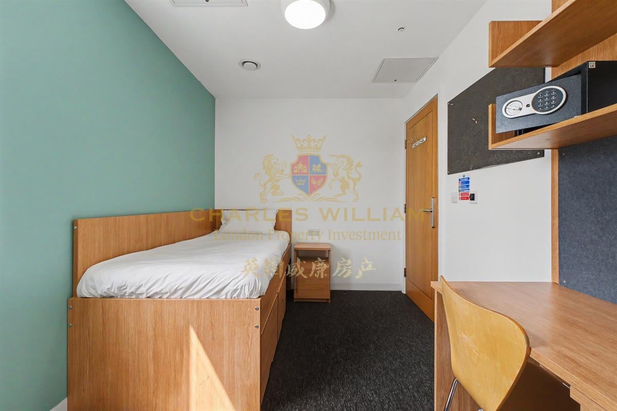 Flat Southampton Row in Greater London