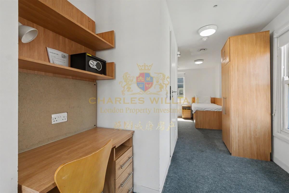 Flat Southampton Row in Greater London
