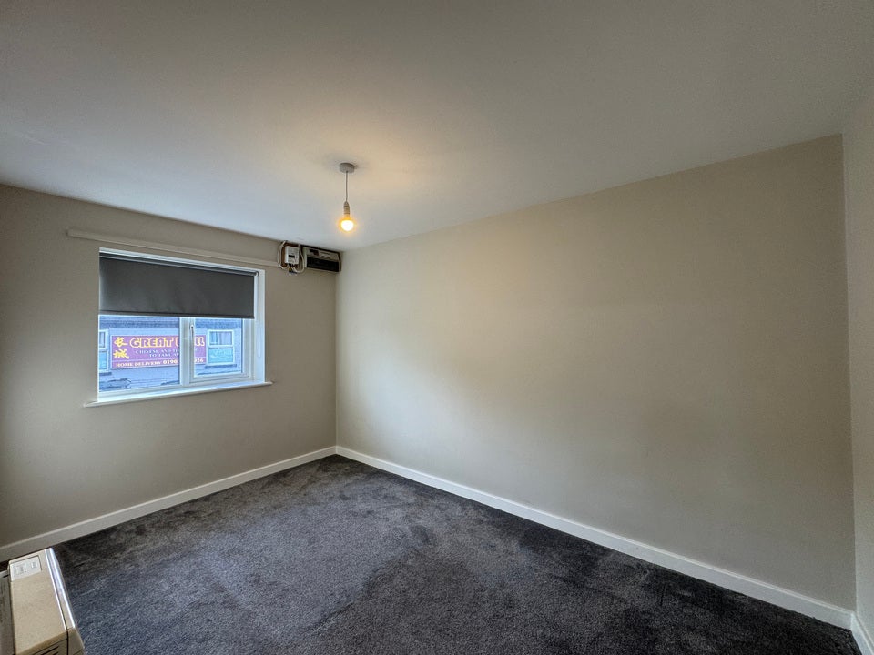 Flat Castle Street in Coseley