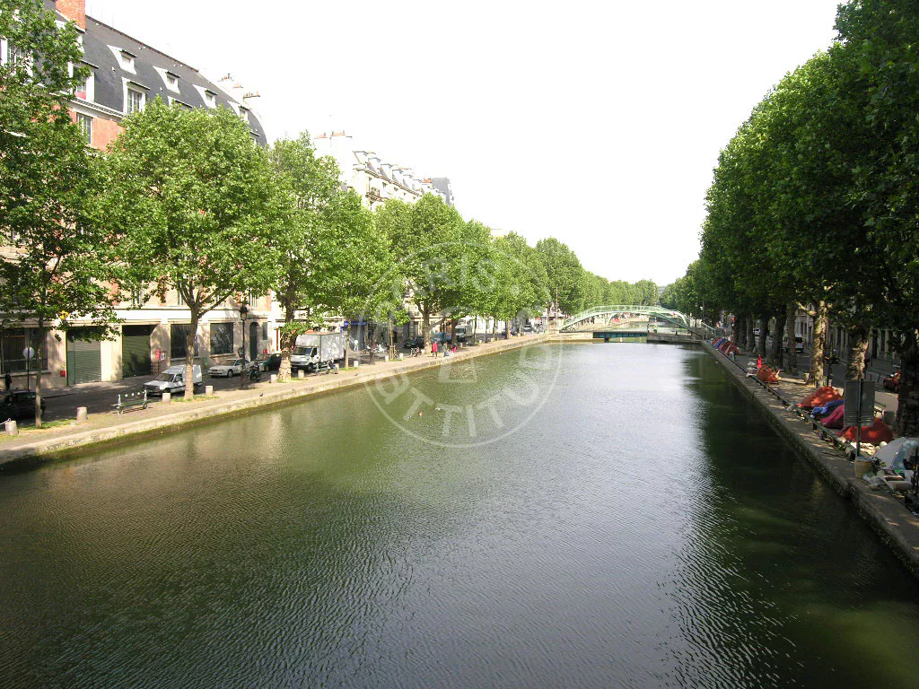 Flat Rue de la Grange aux Belles in Paris