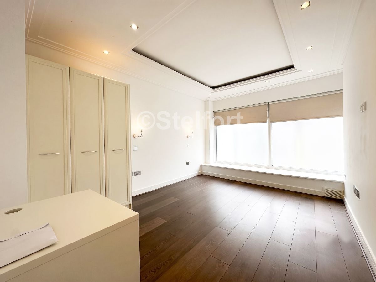 Flat Hornsey Road in Greater London