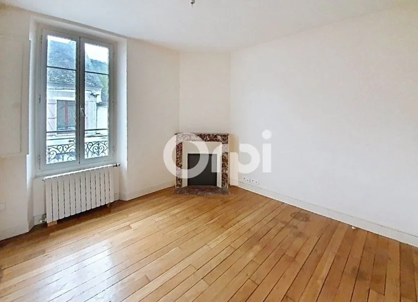 Flat Rue du Peintre Sisley in Moret-Loing-et-Orvanne