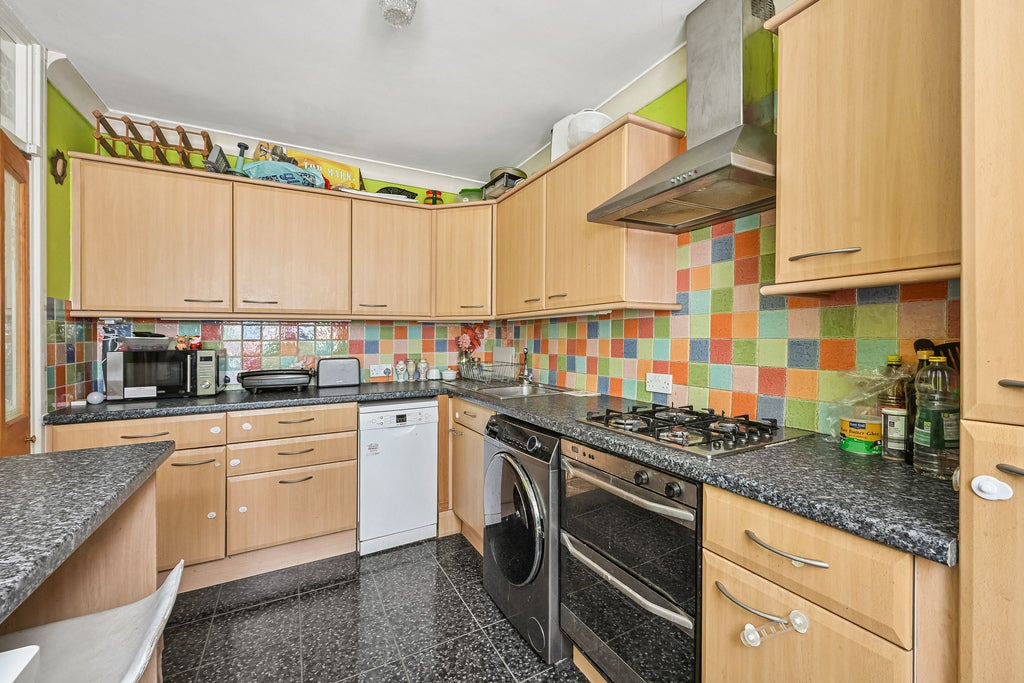 Flat Colson Way in Greater London