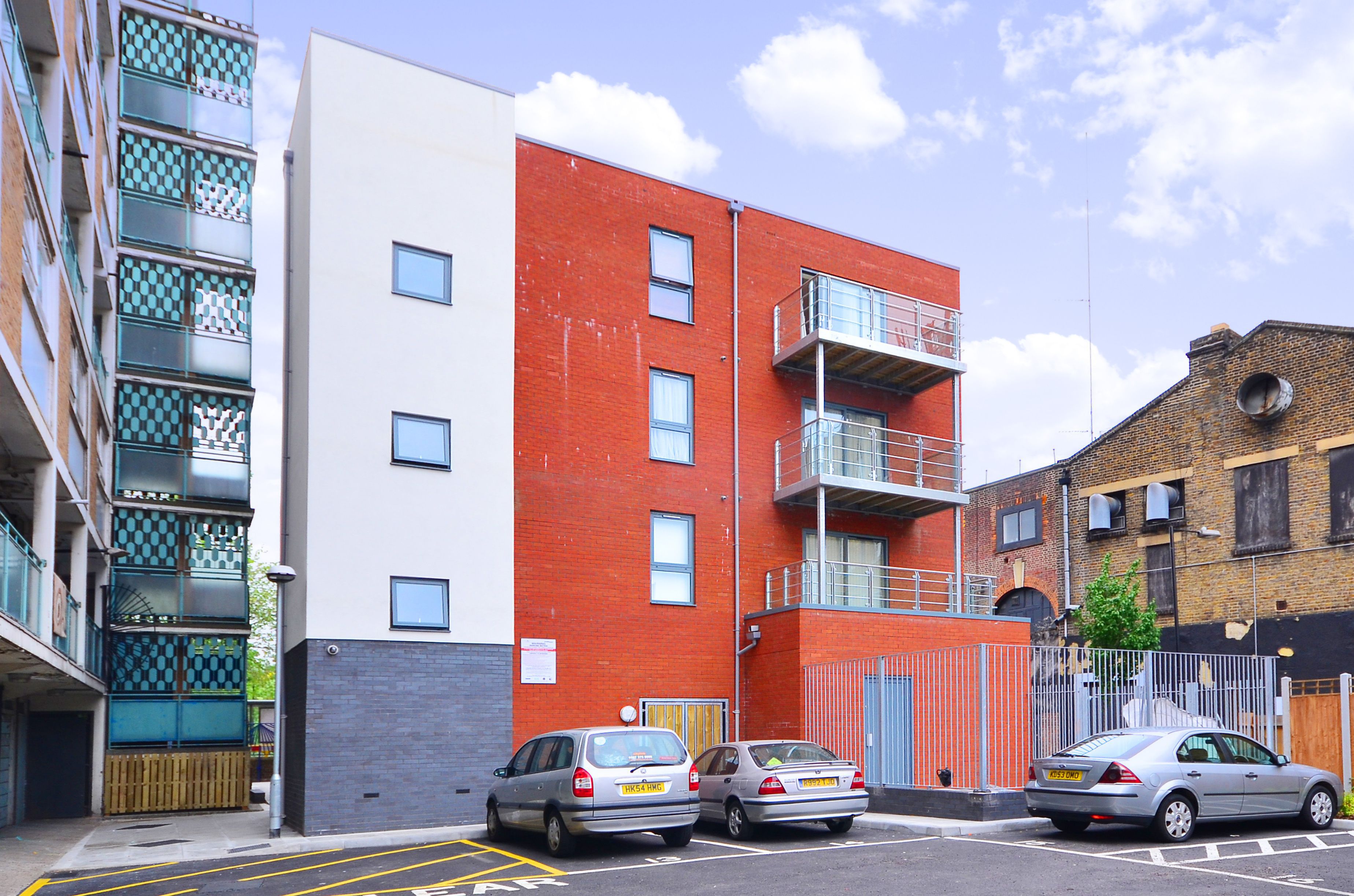 Flat Burdett Road in Greater London