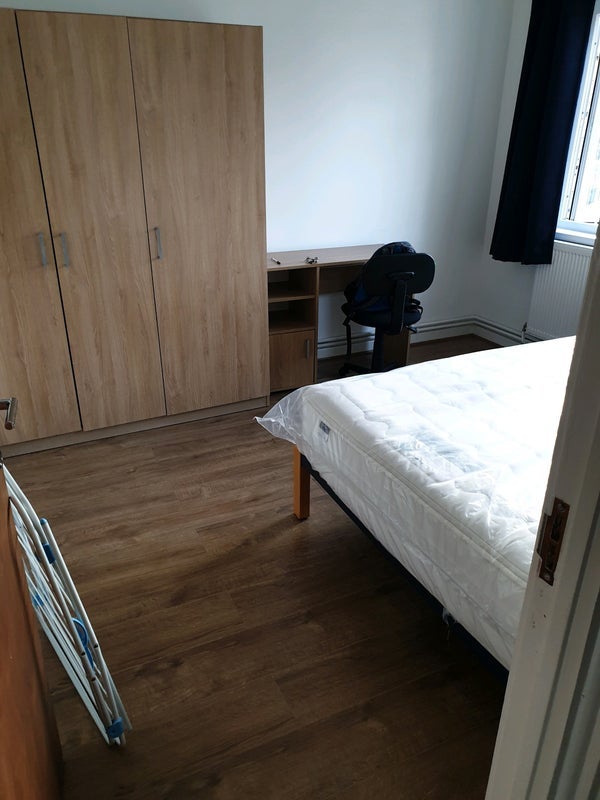 Room Shaftesbury Street in Greater London