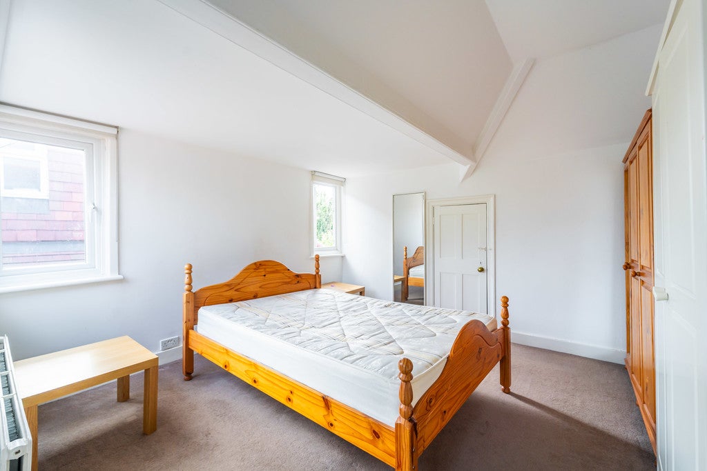 Flat West Heath Drive in Greater London
