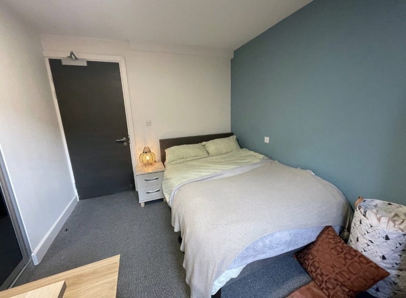 Flat Sidney Street in Sheffield