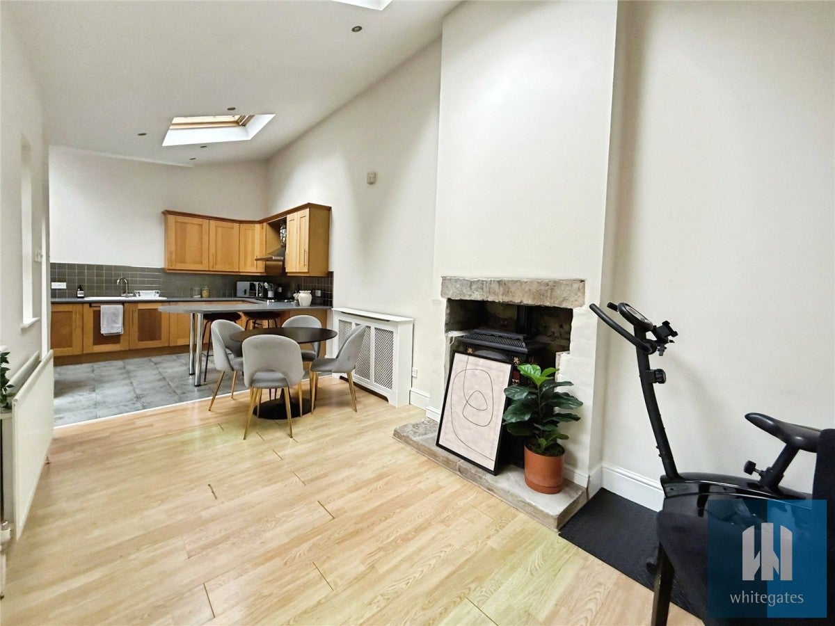 Flat Park Drive South in Kirklees