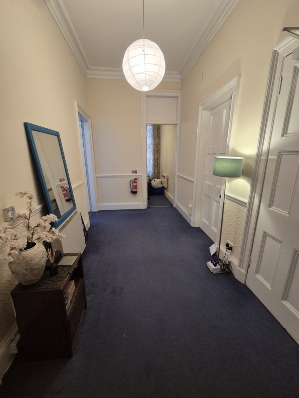 Room Morningside Road in City of Edinburgh