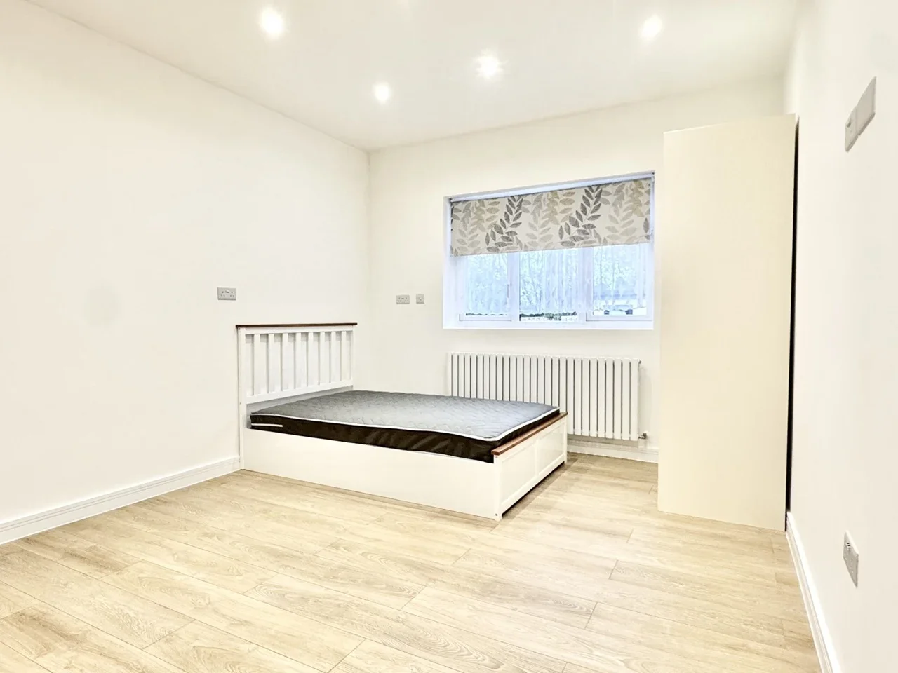 Flat Harrow View in Greater London