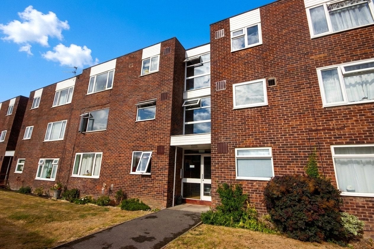 Flat Park Leaze in Patchway