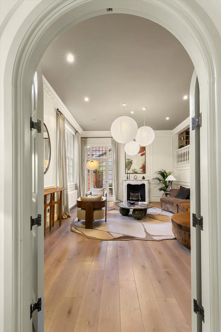 House Melbury Road in Greater London