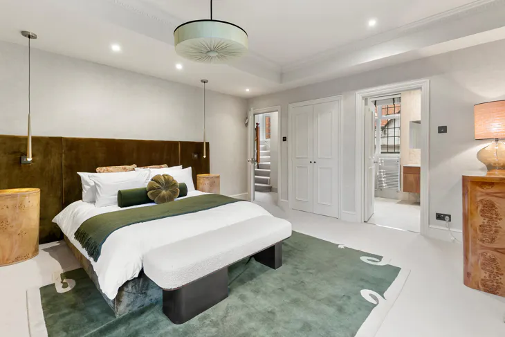 House Melbury Road in Greater London