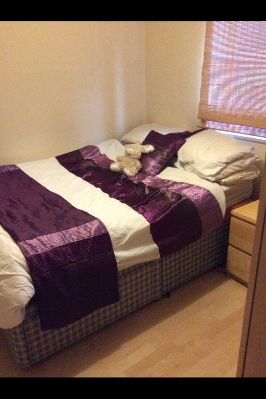 Room Summerley Court in Bradford