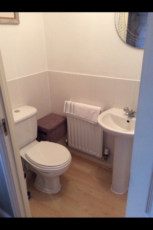Room Summerley Court in Bradford
